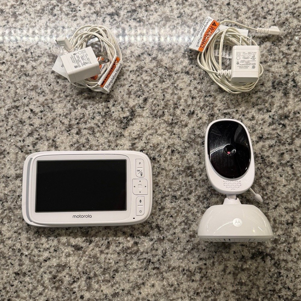 Motorola Comfort75BU 5'' Video Baby Monitor w/ Power Cable WORKS TESTED